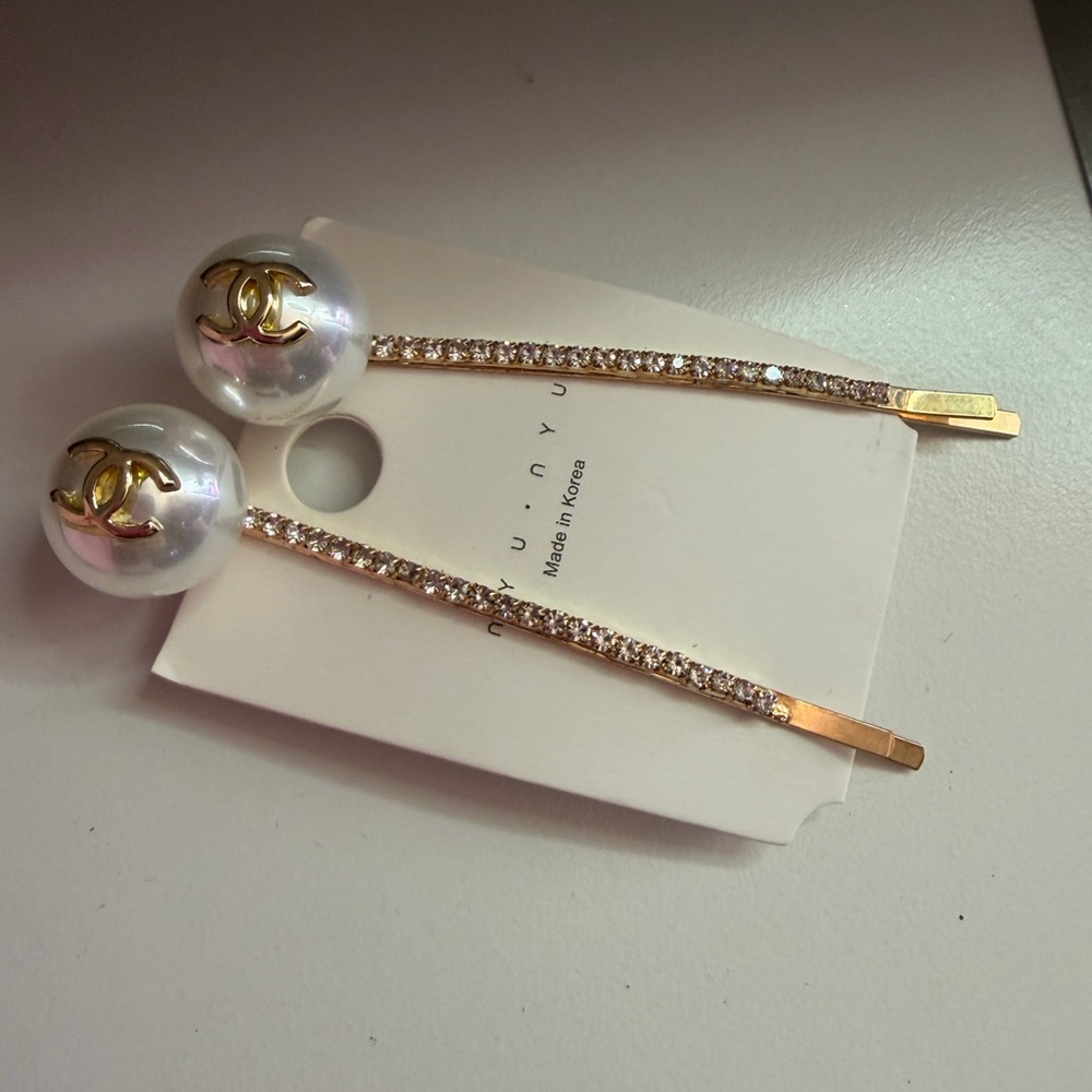 Unlisted Gold-Tone Crystal & Pearl Logo Accent Hair Pins - White
